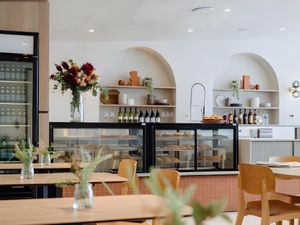 Image of Aerotel Sydney - Inside International Terminal Airport