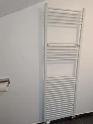 Image of Fantastic 3-Bedroom House in Crawley - Near Gatwick