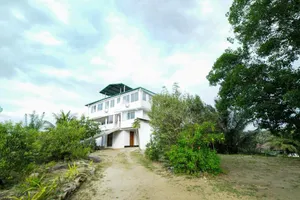 Image of Grand View Tourist Guest by Senarath Hotel