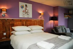 Image of rooms@73