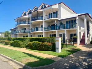 Image of The Esplanade-Amazing 3 bed, 2 Bath, Pool