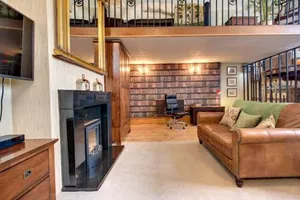Image of Carnegie Library: Shakespeare Apartment 3 Bedroom