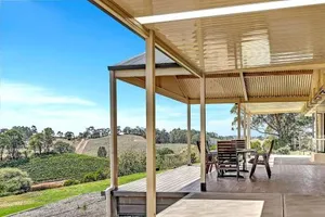 Image of Vinea Vista - Hillside Homestead amid Rural Beauty