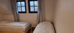 Image of RAJ Living - 5 Room House with Terrace - 35 Min to Messe DUS