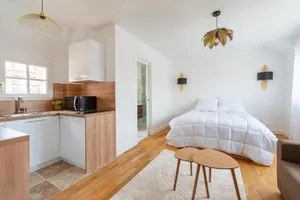 Image of Appartement 75017 proche Champs Elysées