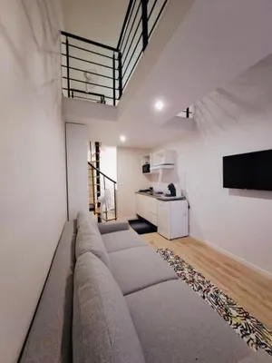 Image of Studio Mezzanine Métro 14 Paris