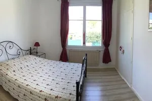 Image of Grand Appartement 94 m2 au calme proche Plages