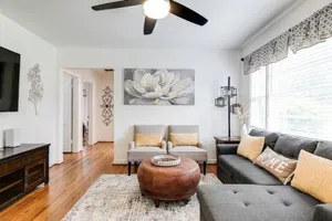 Image of RF Central location w fenced backyard FIRE-PIT