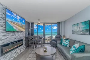 Image of Ocean View Double Suite! Sleeps 4 Meridian Plaza 705