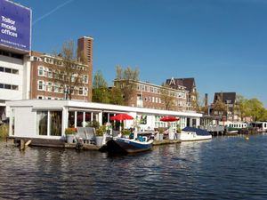 Image of Beautiful Amstel houseboat