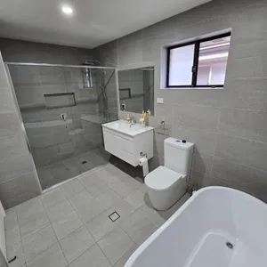 Image of New 5x bedroom The Ponds House