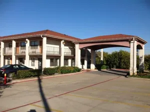 Image of Heritage Inn Grand Prairie