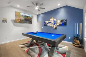 Image of Gorgeous Downtown 4 Bedroom