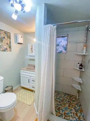 Image of 2 bed 1 bath cottage home