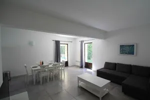 Image of La Caprine