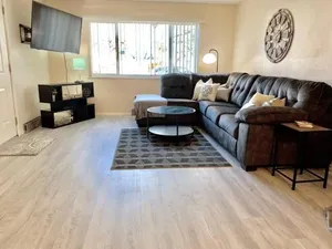 Image of Pet Friendly Sleeps 12 near Garden of the Gods AF