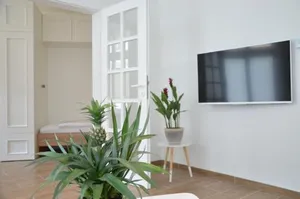Image of Altbau trifft Moderne, neuwertige Komfortwohnung für bis 2 Personen