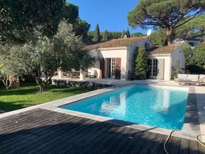 Image of Maison piscine proche St Tropez