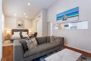 Image of Luxury Modern Escapia