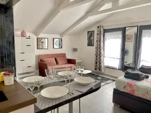 Image of Trendy studio - Le perchoir Tassin