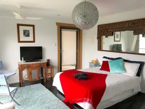 Image of Golden Retreat Ultimate 5 Bed - Villa & Guesthouse