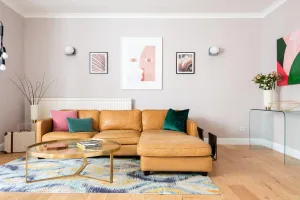 Image of The Kensington Grove - Stylish 2BDR Flat with Private Patio