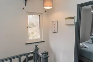 Image of 4 bedroom cosy home Birmingham