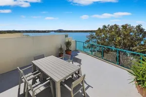 Image of PICNIC7- PICTURE PERFECT PICNIC POINT