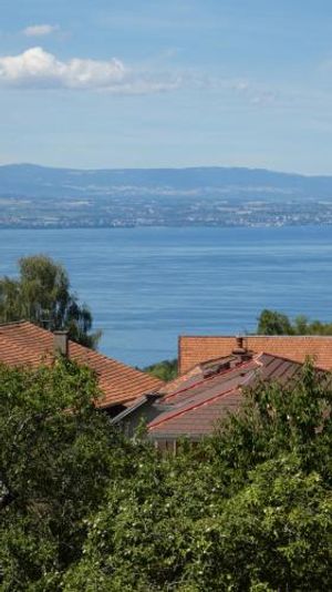 Image of Au coucher du lac