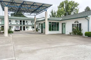 Image of Motel 6 Albany, OR