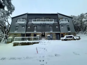 Image of Luxury 3-Bed Ski Villa, 450m to Chairlift & Slopes