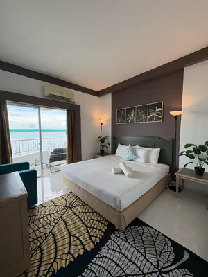 Image of Seaview Deluxe Rainbow Paradise Tg Bungah 7pax