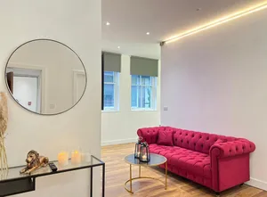 Image of Execuitve Apart-His & Her Shower With Netflix 101