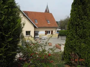 Image of Au Pied du Chateau