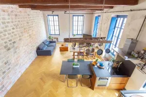 Image of Sunny Stylish Spacious Loft in Old-Port