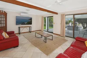Image of Fantastic Buddina Duplex