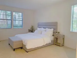 Image of Irvine 2Bedroom 2 Bathroom Apartment with Kitchen Pool gym