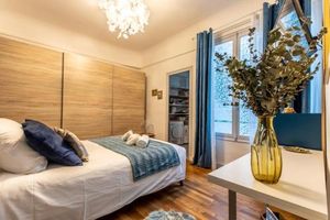 Image of INTERNATIONAL ROSA BLUE - Design - Centre Ville - Ancien Palace
