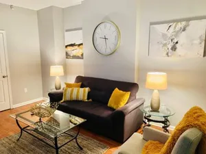 Image of Upscale 2BD/1.5BA townhome mins to JHH & downtown