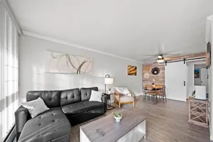 Image of Stylish cozy 1 Bedroom Apartment in Ferndale MI