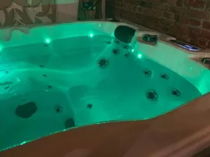 Image of nice and cosy place with jacuzzi and sauna to relax in the centre of antwerp