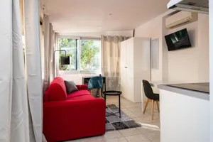 Image of STUDIO CASSIN - next to tramway line 2 near airport
