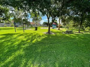 Image of Blue Haven Retreat - Beverly Hills 208