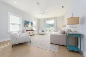 Image of Be A Nomad - Beautiful house 6 blks to beach