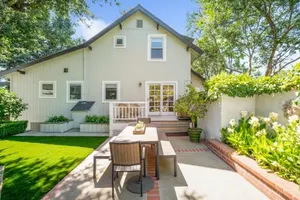 Image of The Oxbow House - Designer 3BD/2BA Home