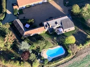 Image of Charmant logement avec piscine et table d'hôtes, proche de Solesmes et de l'abbaye. - FR-1-410-407