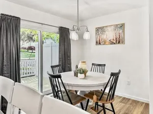 Image of Luxurorious Townhome In Reading