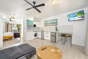 Image of Palm Cove Beach Retreat - 1st Floor