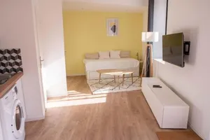Image of Modern Studio With AC