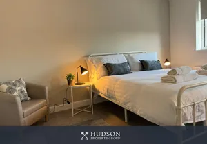 Image of Spacious Townhouse with Garden